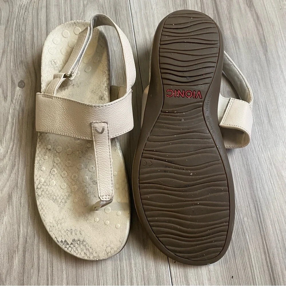 Women’s Beige Leather Toe-Post Sandals